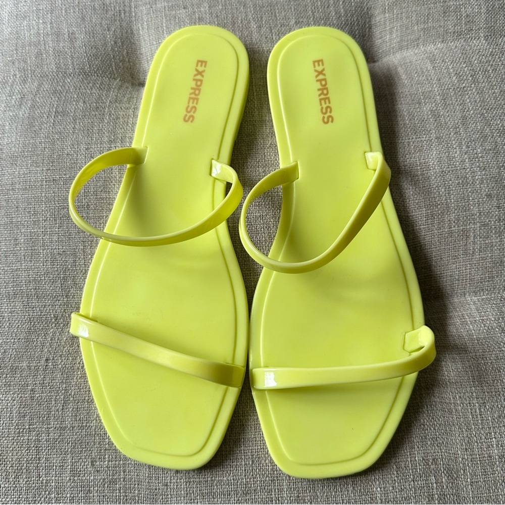 EXPRESS - Strappy Flat Sandals - New - Women’s US 7.5 - Neon Color